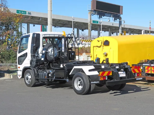 三菱 ファイター 2KG-FK72F(2WD)の写真3