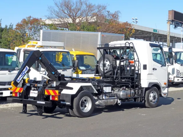 三菱 ファイター 2KG-FK72F(2WD)の写真4