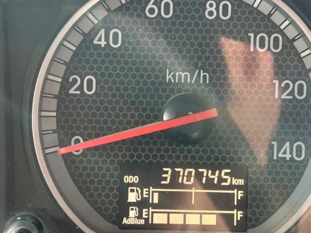 いすゞ ギガ QPG-CXZ77BTの写真8