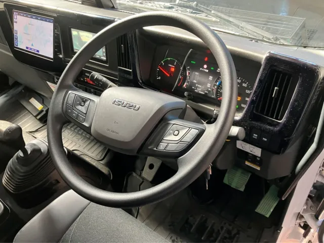 メーター周りの状態です。|いすゞ フォワード 2RG-FTR90V4の写真23