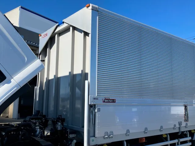 ボデー前面の状態です。|いすゞ フォワード 2RG-FTR90V4の写真35