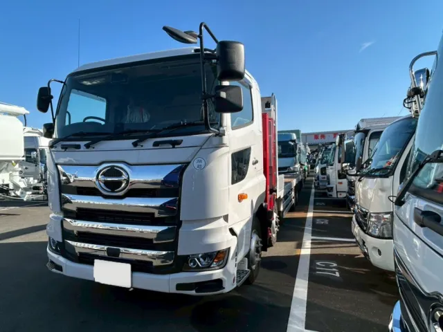 日野 プロフィア 2DG-FW1AHCの写真1