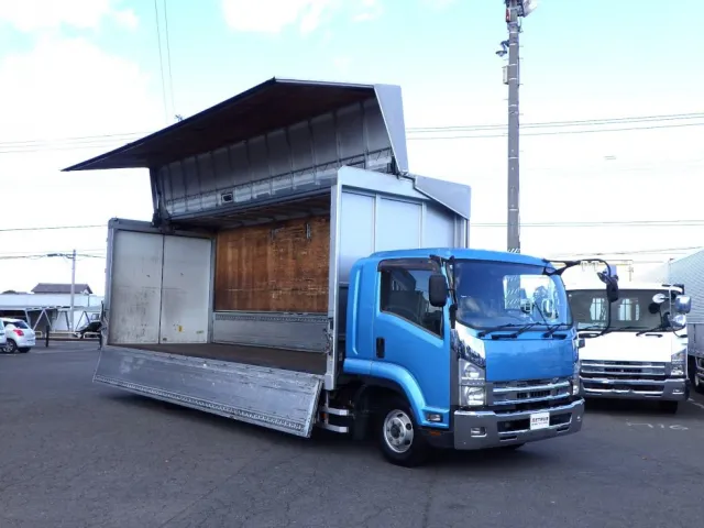 いすゞ フォワード TKG-FRR90S2(2WD)の写真2