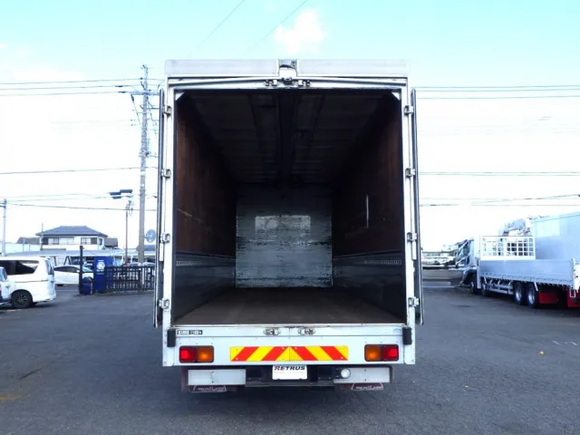 荷台全体の状態です。|いすゞ フォワード TKG-FRR90S2(2WD)の写真9