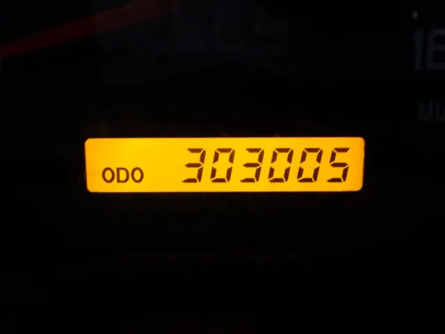 いすゞ フォワード TKG-FRR90S2(2WD)の写真15