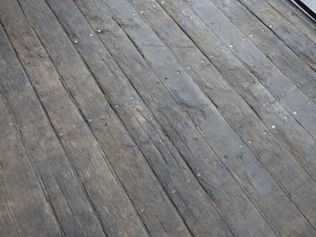 床板に削れがあります。|いすゞ フォワード TKG-FRR90S2(2WD)の写真34