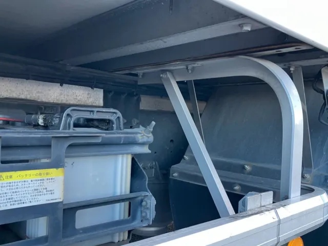 いすゞ ギガ QPG-CYJ77Bの写真7