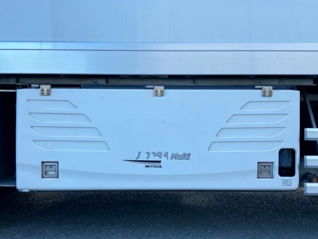 いすゞ ギガ QPG-CYJ77Bの写真14