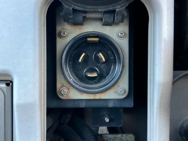 いすゞ ギガ QPG-CYJ77Bの写真15