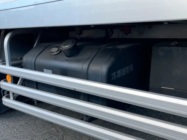 いすゞ ギガ QPG-CYJ77Bの写真17