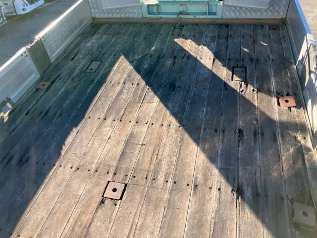 日野 プロフィア QKG-FW1EXEJの写真14