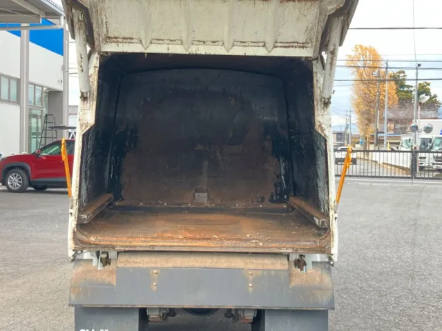 いすゞ エルフ 2RG-NMR88AN(2WD)の写真8