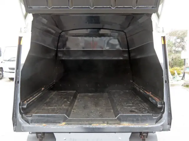 日野 デュトロ 2RG-XZU605X(2WD)の写真9