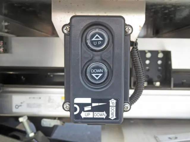 三菱 ファイター 2KG-FK65F(2WD)の写真12
