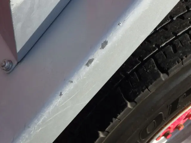 左右のリヤフェンダーにキズがあります。|日野 レンジャー 2KG-FD2ABA(2WD)の写真33