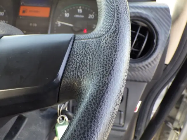 ハンドルにスレがあります。|日野 レンジャー 2KG-FD2ABA(2WD)の写真39