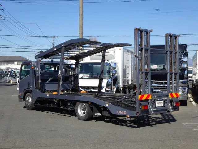 いすゞ エルフ SKG-NPR85YN(2WD)の写真3