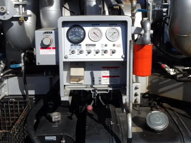 操作レバーの状態です。|日野 レンジャー 2KG-FD2ABA(2WD)の写真16