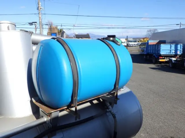 水タンクの状態です。|日野 レンジャー 2KG-FD2ABA(2WD)の写真20
