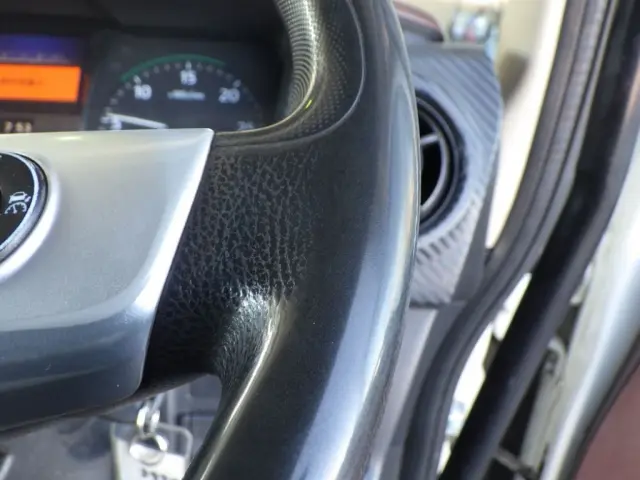 ハンドルにスレがあります。|日野 レンジャー 2PG-FE2ABA(2WD)の写真46