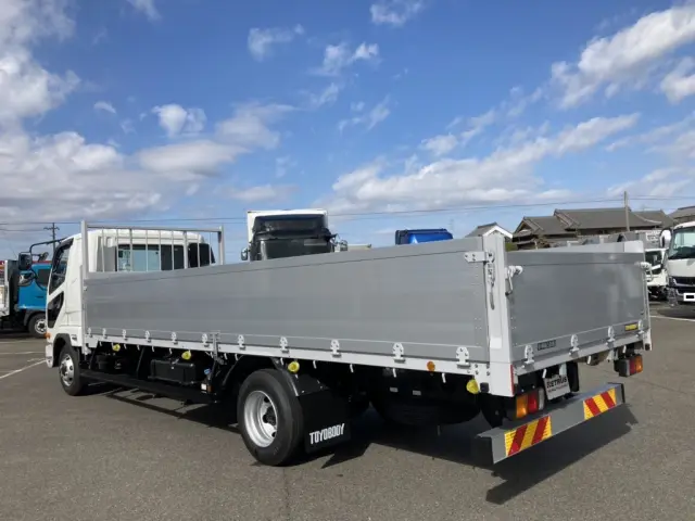 三菱 ファイター 2KG-FK62F(2WD)の写真3