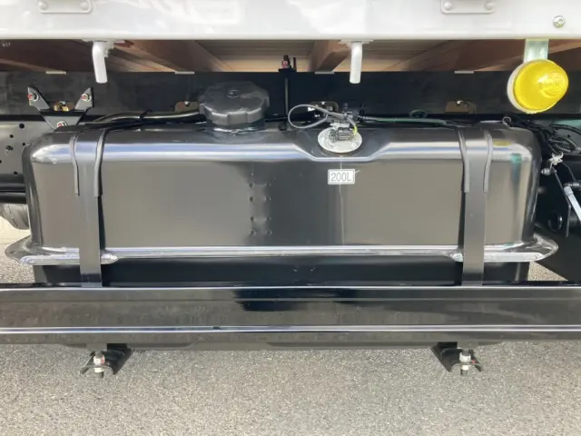 燃料タンクです。|三菱 ファイター 2KG-FK62F(2WD)の写真25