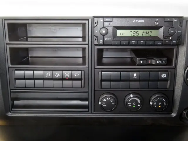 三菱 ファイター 2KG-FK62F(2WD)の写真22