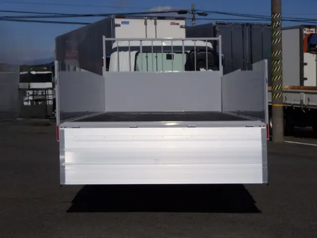 三菱 ファイター 2KG-FK62F(2WD)の写真9