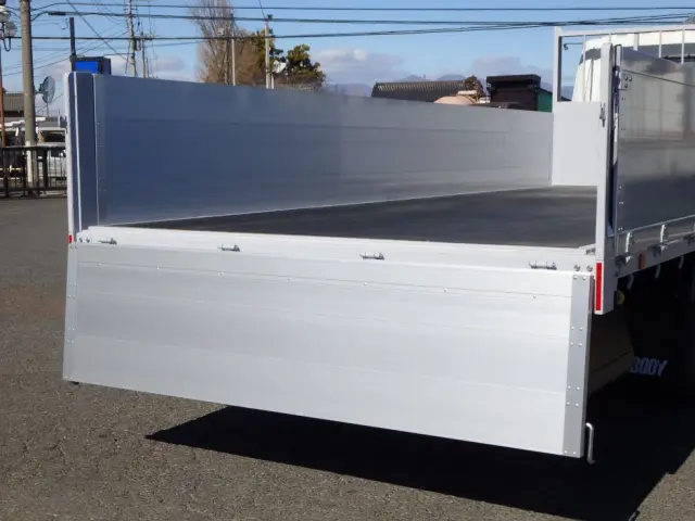 三菱 ファイター 2KG-FK62F(2WD)の写真13