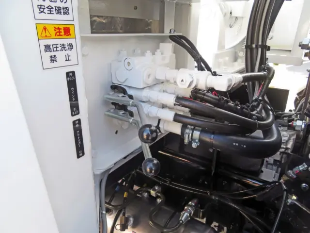 上物操作レバーです。|日野 レンジャー 2DG-GK2ABAの写真17