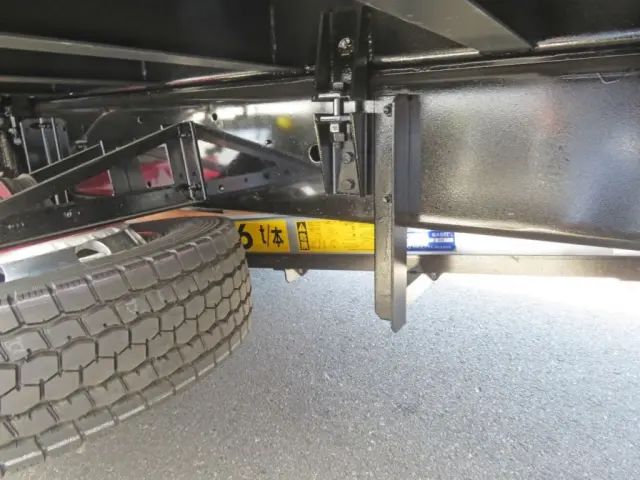 歩み収納下廻りの状態です。|日野 レンジャー 2DG-GK2ABAの写真24