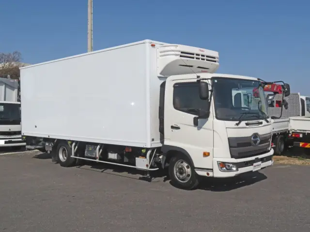 日野 レンジャー 2KG-FC2ABG(2WD)の写真2