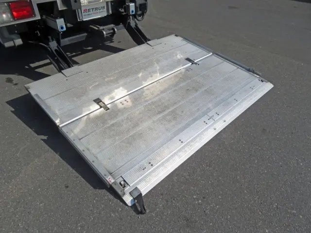 日野 レンジャー 2KG-FC2ABG(2WD)の写真14