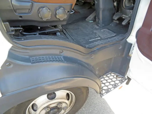 日野 レンジャー 2KG-FC2ABG(2WD)の写真35