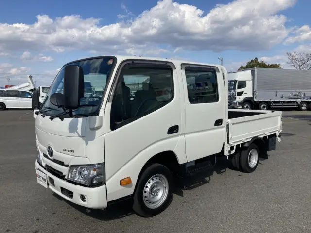 使い勝手が良く、小回りの利くWキャブ平ボデーです。(ガソリン車)|トヨタ ダイナ 3BF-TRY230(2WD)の写真1