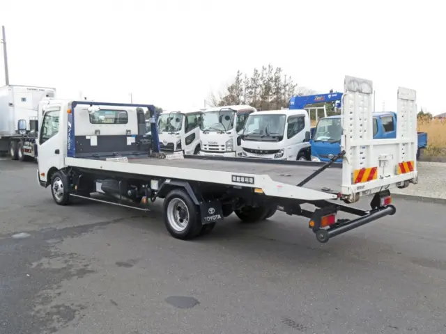 トヨタ ダイナ TDG-XZU722(2WD)の写真3