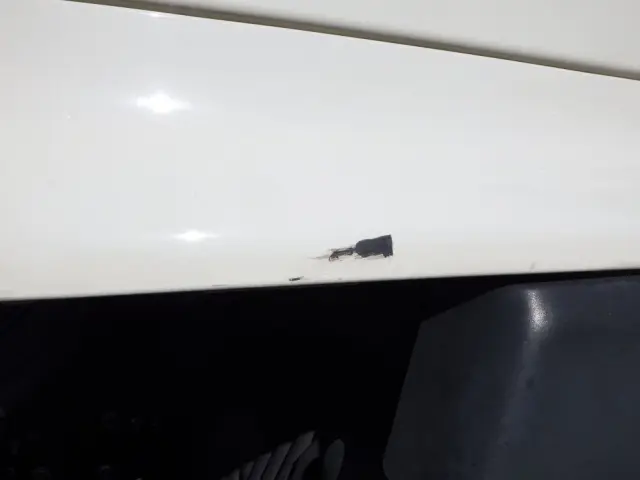 左右のサイドレールにスレがあります。|日野 レンジャー TKG-FD7JLAA(2WD)の写真39