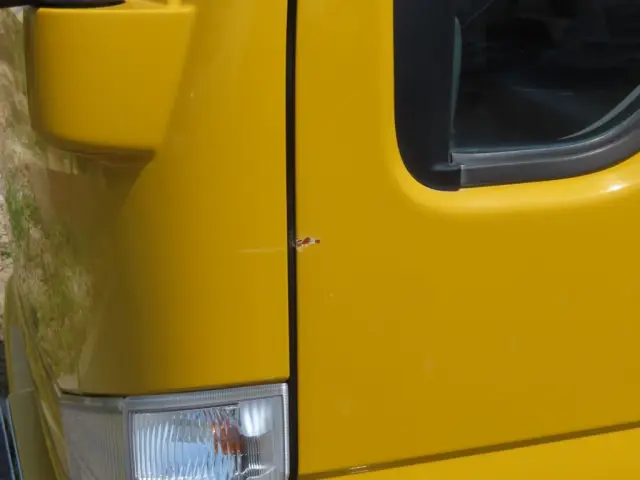 いすゞ エルフ TKG-NKR85N(2WD)の写真18