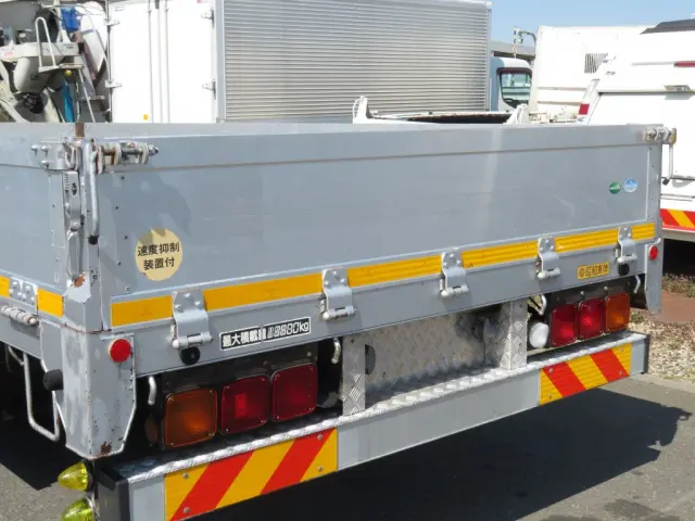 リア廻りの状態です。|三菱 スーパーグレート QKG-FS54VZの写真19