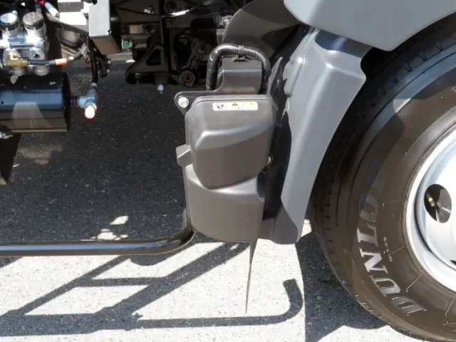 巻き込み防止装置付きです。|日野 レンジャー 2PG-FD2ABA(2WD)の写真7