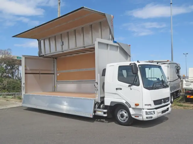 三菱 ファイター 2KG-FK65F(2WD)の写真2