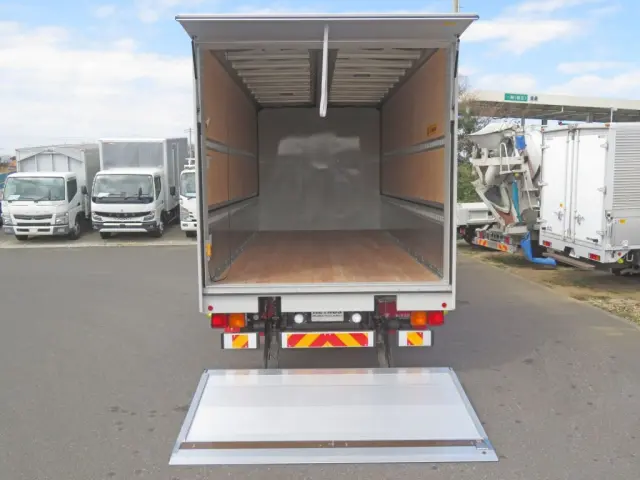 三菱 ファイター 2KG-FK65F(2WD)の写真8