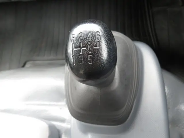 いすゞ エルフ TKG-NPR85YN(2WD)の写真28