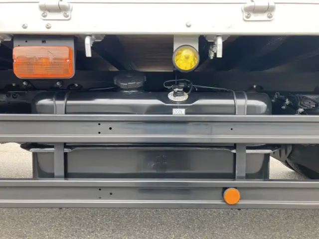 燃料タンクです。|三菱 ファイター 2KG-FK62FZ(2WD)の写真26