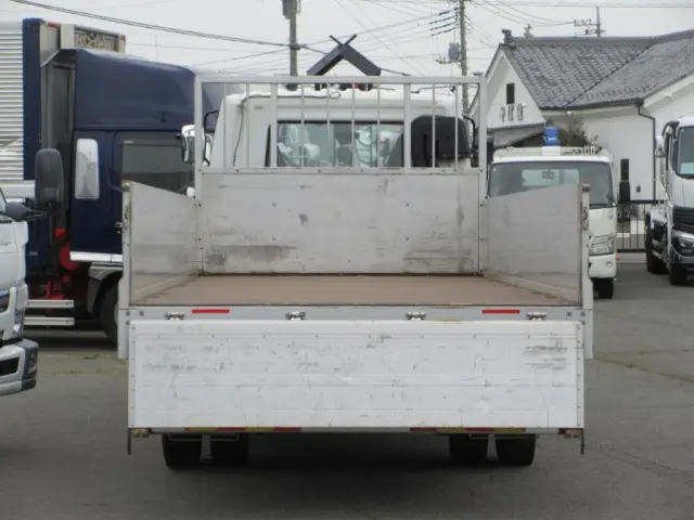 荷台全体の状態です。|三菱 ファイター TKG-FK61F(2WD)の写真9