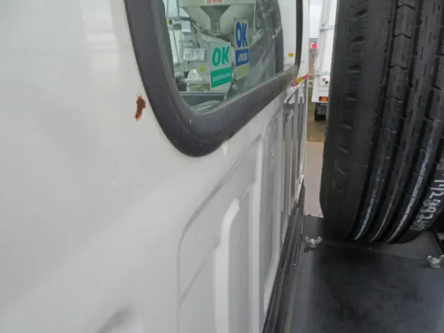 いすゞ エルフ TPG-NKR85AN(2WD)の写真35
