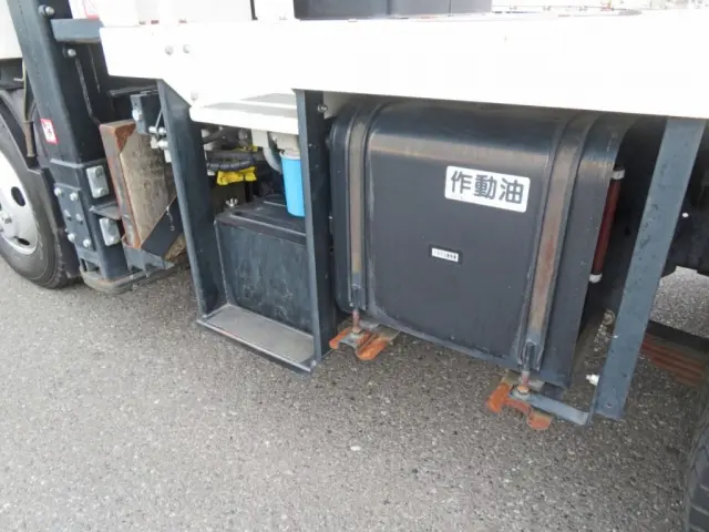 いすゞ エルフ TPG-NKR85AN(2WD)の写真47