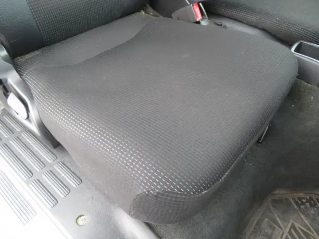 三菱 キャンター 2RG-FBA20(2WD)の写真24