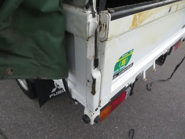 三菱 キャンター 2RG-FBA20(2WD)の写真37