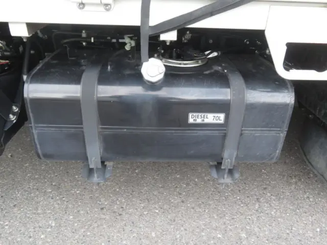 三菱 キャンター 2RG-FBA20(2WD)の写真38